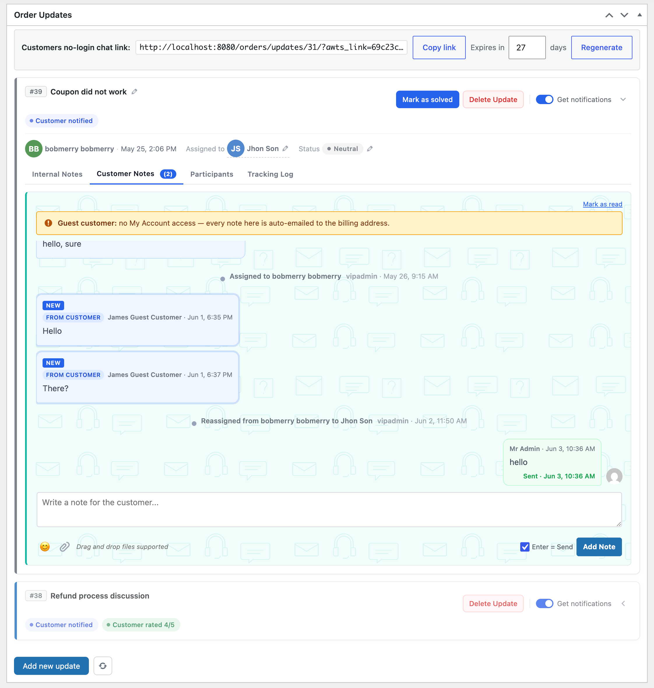 The Order Updates panel on a WooCommerce order edit page, with the no-login customer chat link bar at the top and the Customer Notes thread below.
